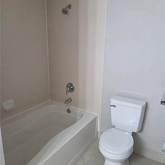 1105 Reserve Ct #201 — Photo 9