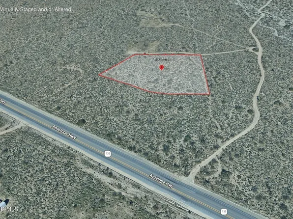 E 238th Street East St, Llano, CA 93544