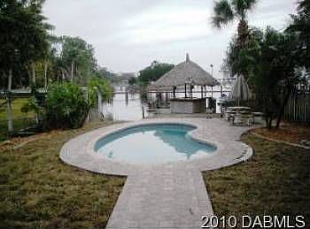 2nd image of 18 Goodall Ave
