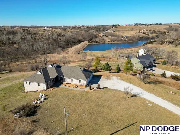 10007 Crystal Lake Dr, Blair, NE 68008