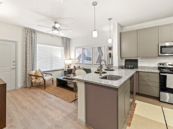 3rd image of 1101 Halsey Dr #1921