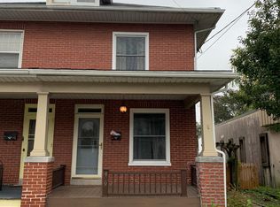 429 S 4th St, Denver, PA 17517