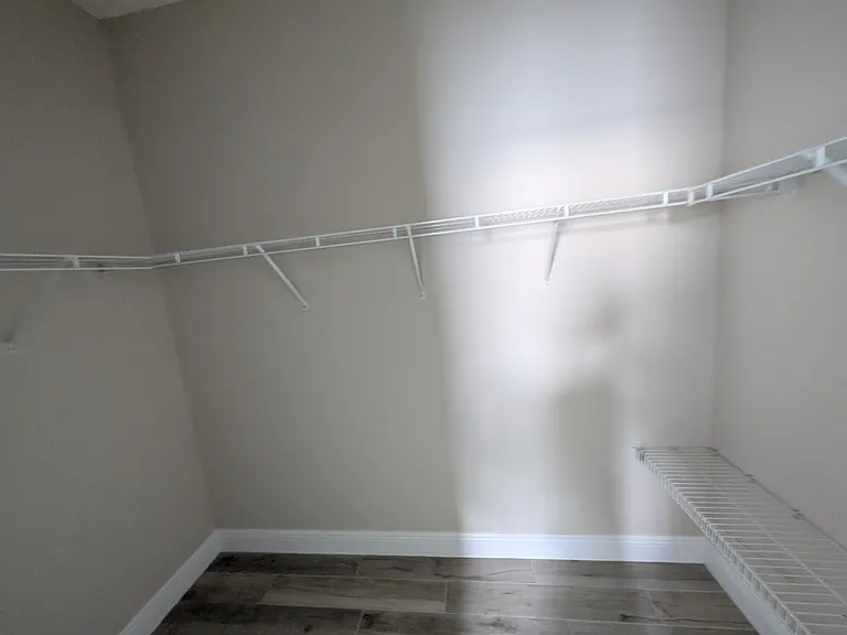 1807 White Heron Bay Cir — Photo 12