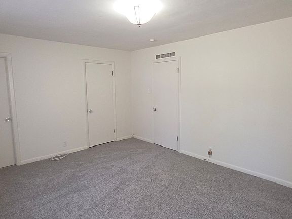 5th image of 8701 Delmar Blvd APT 1D