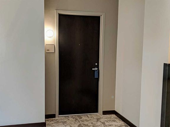 3rd image of 400 Pike St Unit 516