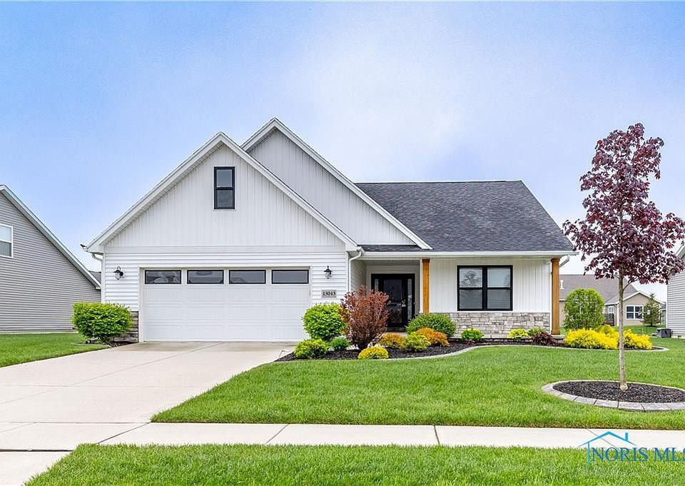 1st image of 15043 Hickory Creek Ct