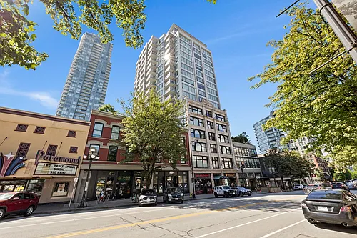 668 Columbia St #1011 Photo 1