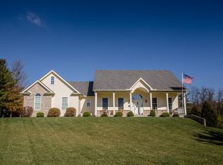 3900 Saint James Ct, Springfield, OH 45502