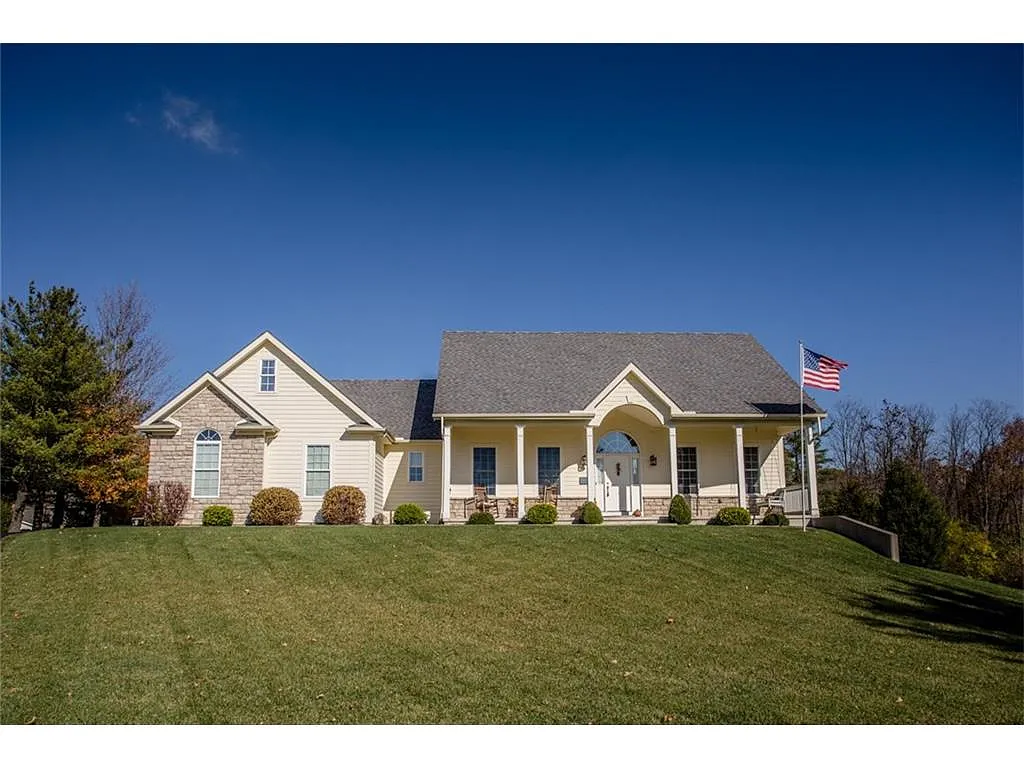 3900 Saint James Ct photo 1
