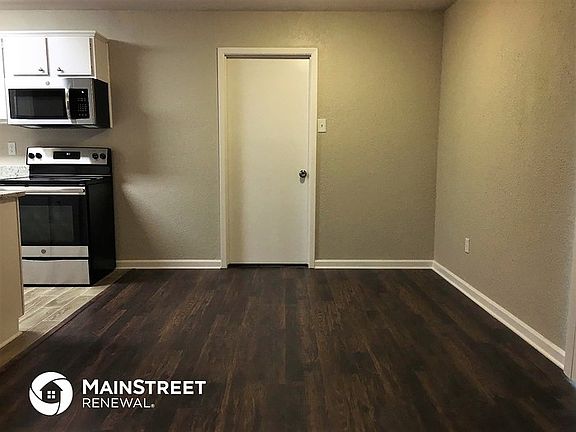 5th image of 1311 Saturn St