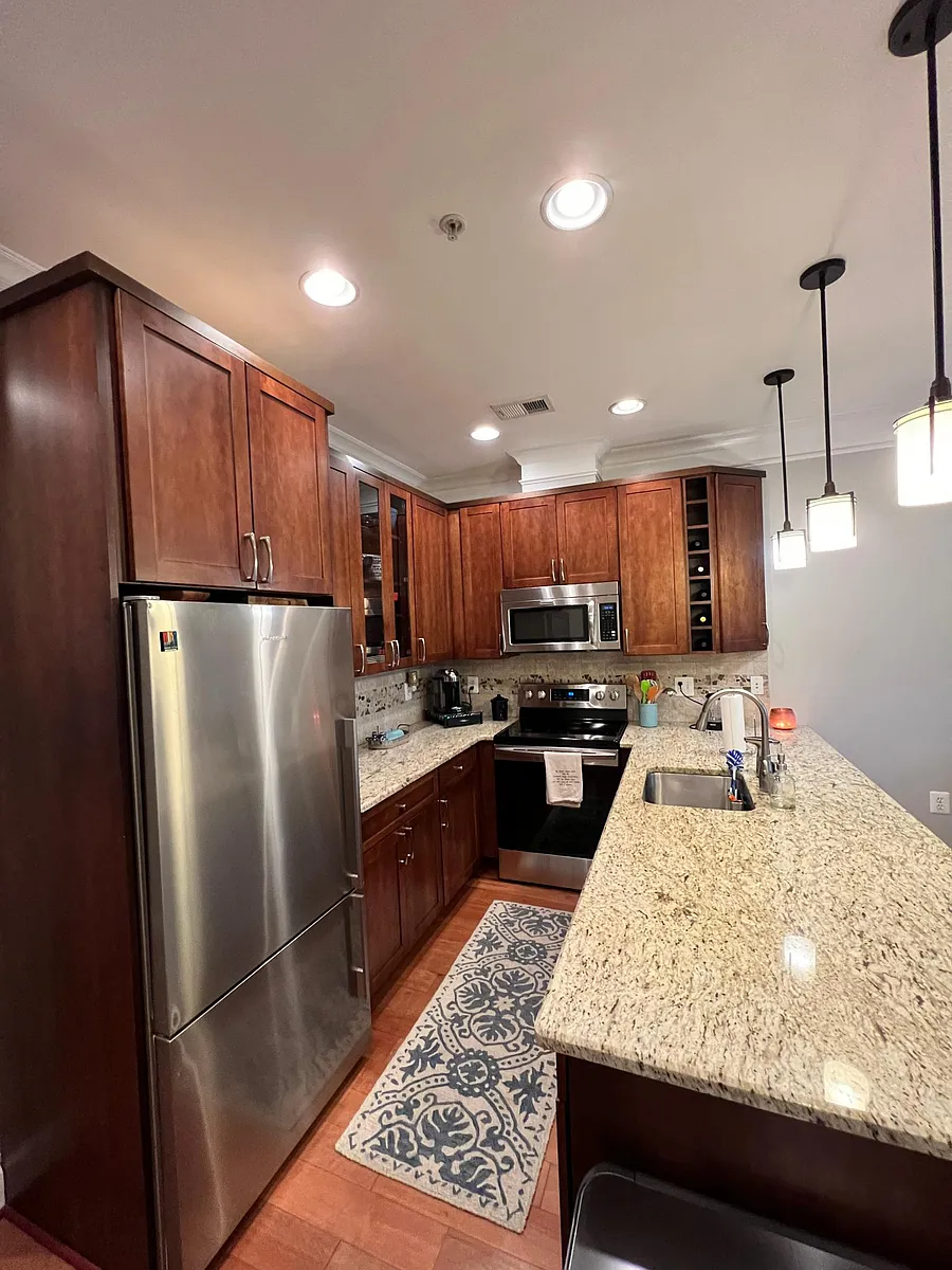 Building Photo - 1502 10th St NW #1