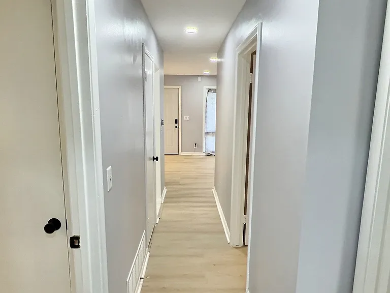 5119 Pratt St — Photo 7