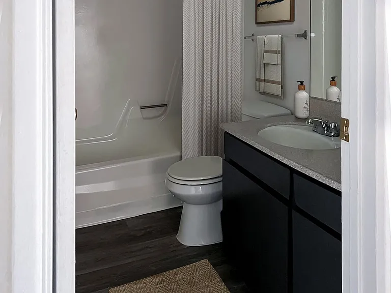 Evoq Apartment Homes — Photo 34