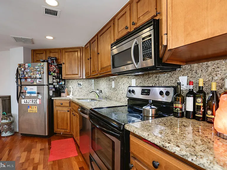 3 Washington Cir NW #803 — Photo 12