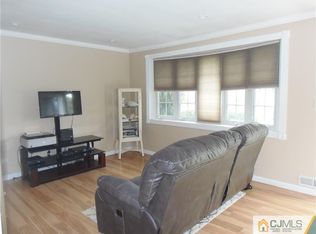 32 Hilliard Rd, Old Bridge, NJ 08857