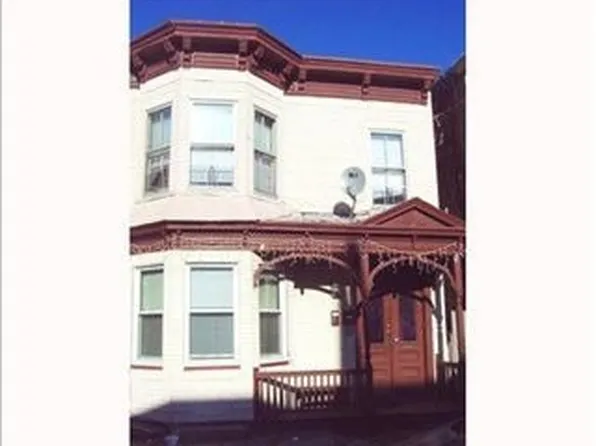 310 1st St, Newburg, NY 12550