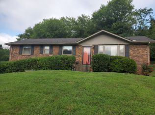 117 Lakeside Park Dr, Hendersonville, TN 37075
