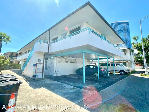 5th image of 733 Pensacola St APT 4