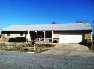 6610 E Odessa St, Wichita, KS 67226