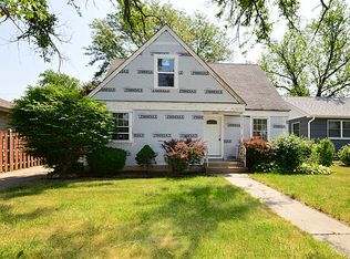 757 S York St, Elmhurst, IL 60126