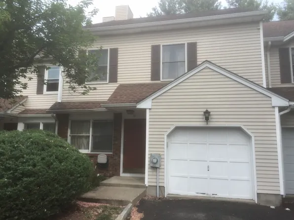 10 Chris Ct #1X, Fair Lawn, NJ 07410
