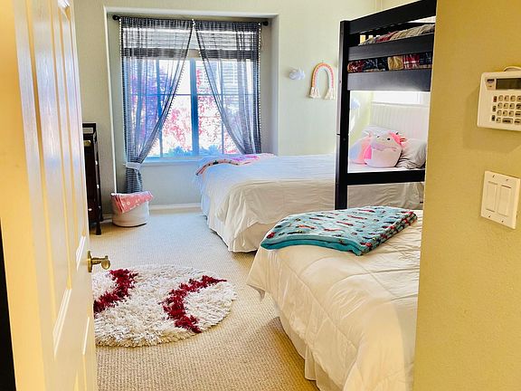 5th image of 204 Mako Ln