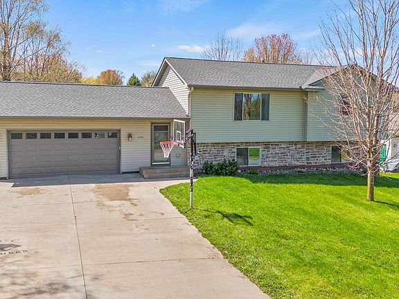 2nd image of 1140 Eulaine Cir