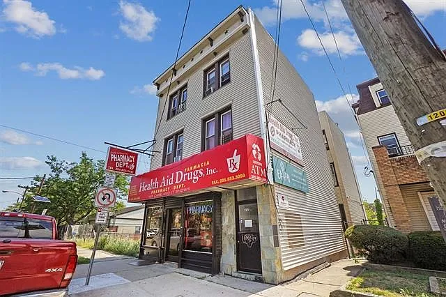 212 Palisade Ave #1R — Photo 10