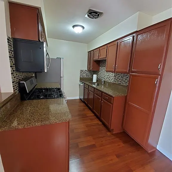 44477 Savery Dr — Photo 4