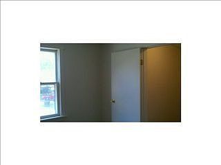 2nd image of 1363-1365 Madison Ave