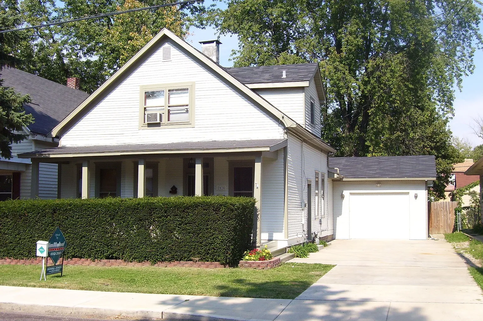 2025 W Sherman Ave photo 1