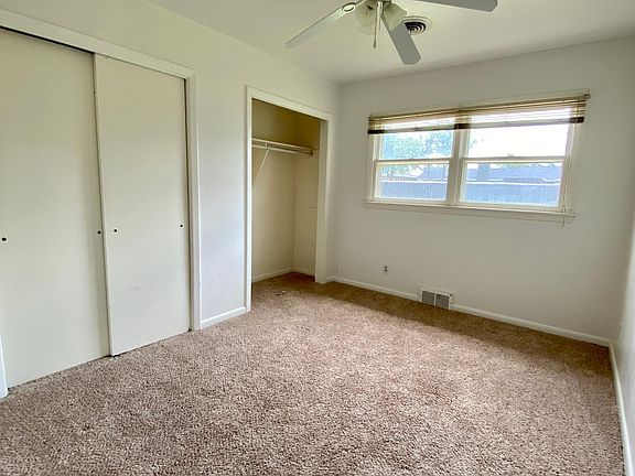 5th image of 2214 N Duncan St