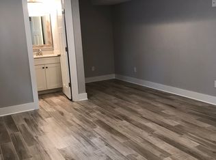515 W Aycock St, Kill Devil Hills, NC 27948