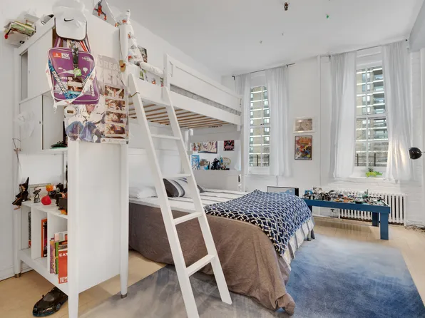 330 Pearl Street image 10 of 13