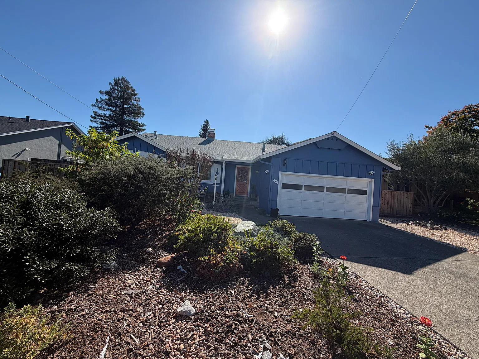 3 bed, 1577 sqft, $5,200 — Photo 1