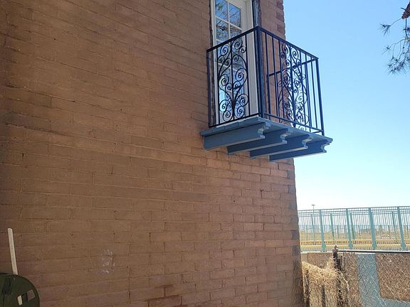 3rd image of 700 N Campbell St APT 7