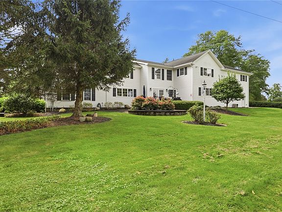 4th image of 2175 Scottsville Rd