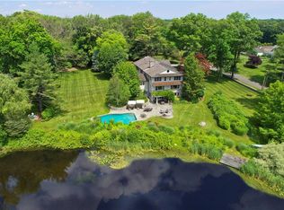 11 Carrington Dr, Greenwich, CT 06831