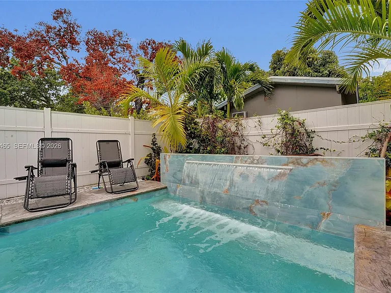 4541 SW 26th Ter — Photo 67