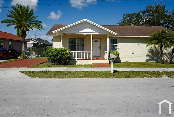 408 NW 12th St — Photo 15