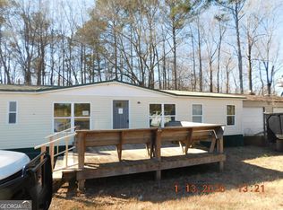 733 Twin Oaks Rd, Williamson, GA 30292