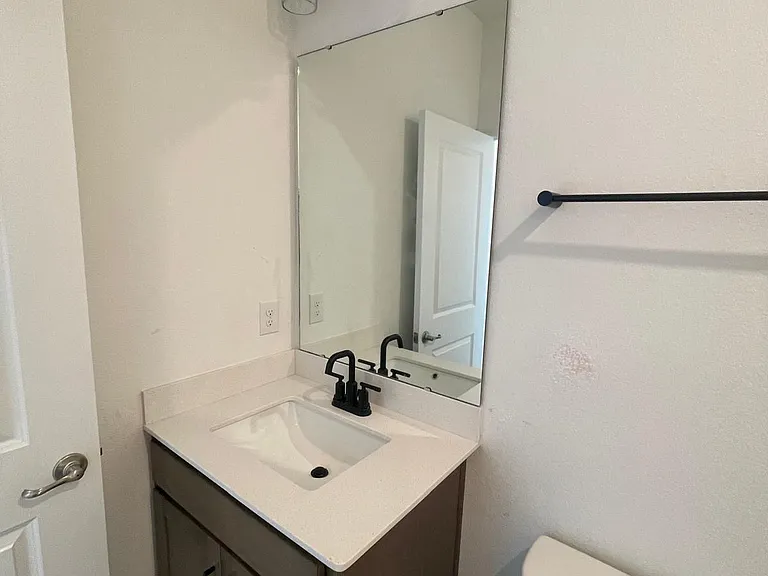 21 Mellowood Ln — Photo 24