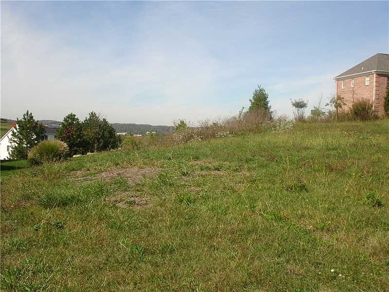2nd image of 205 Waterford Ct