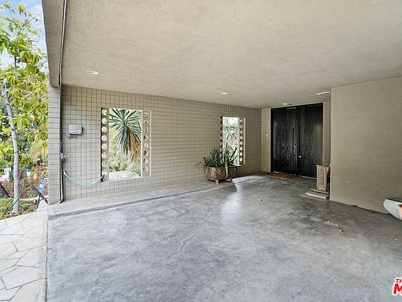 3rd image of 2175 Ponet Dr