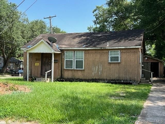 1st image of 2312 Tulip St