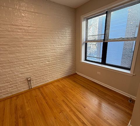 5th image of 6150 N Winthrop Ave APT 227