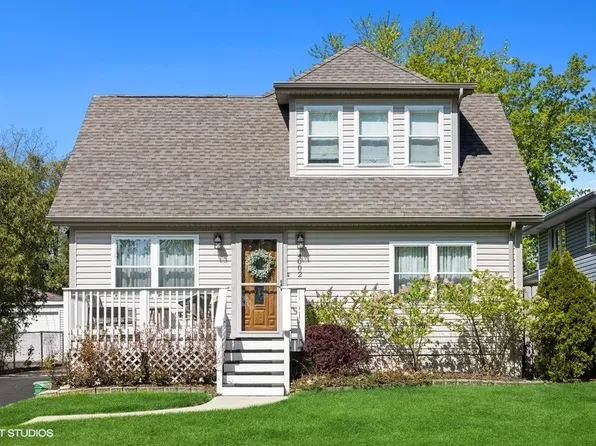 4002 N Grant St, Westmont, IL 60559