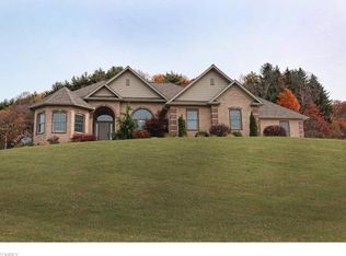 2177 Possum Hollow Rd SE, New Philadelphia, OH 44663