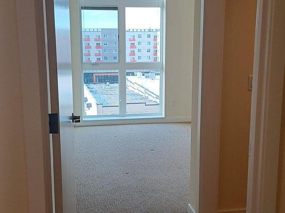 4th image of 2901 Rucker Ave #511
