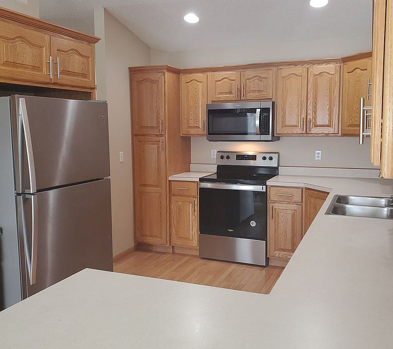 1st image of 1635 51st St SW